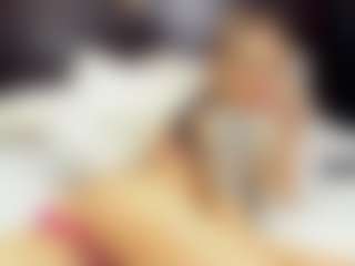 christynaross's Live Sex Cam Show