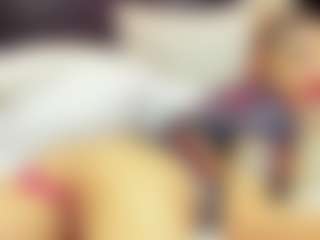 Live cam show with christynaross - Toys Teen (18+) on SpunkLive