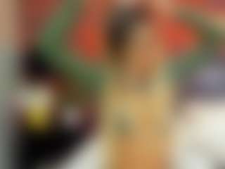 Live cam show with christynaross - Oil on nudelive.tv