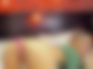 Live cam show with christynaross - Brown Eyes Big Tits on Sweet Sext