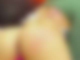 Live cam show with christynaross - Fingering on intimatelivegirls.com