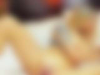 Live cam show with christynaross - Lingerie on CamClone