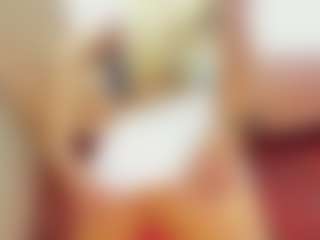 Live cam show with christynaross - Shaved on Camsoda