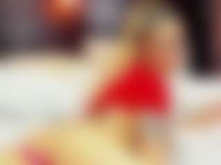 Live cam show with christynaross - Oil on CamwithHer