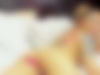 Live cam show with christynaross - Tease Teen (18+) on xDating