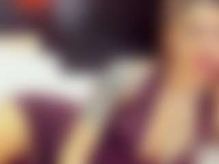 Live cam show with christynaross - Young Adult on Streamer API