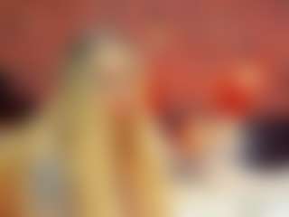 Live cam show with christynaross - Role Play on crypto-cams