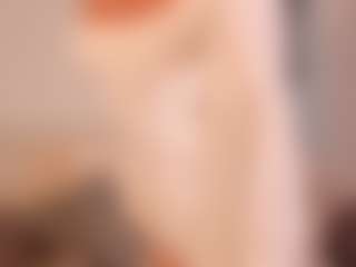 Live cam show with Ashley Rous - Anal on Livezox