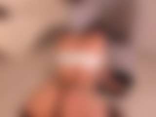 Ashley Rous's Live Sex Cam Show
