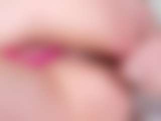 Live cam show with emilyrouker - Red Hair Squirt on SxyPornLive