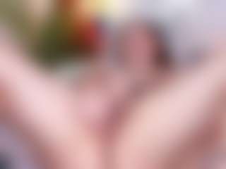 Live cam show with emilyrouker - Strip on crypto-cams