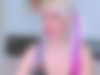 Live cam show with HoneyLara - Blonde Hair on TastyBlacksLive
