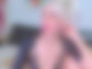 Live cam show with HoneyLara - Joi on Milfs Live