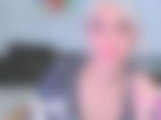 Live-Cam-Show mit HoneyLara - Butt Plug auf Camsoda