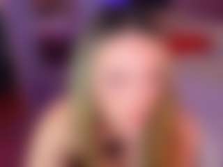 Live cam show with Miss Sasha - Big Ass on googirlz