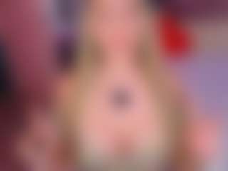 Live cam show with Miss Sasha - Dreads on AdultVida.com
