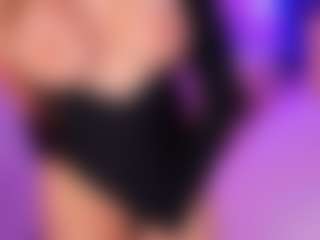 Live cam show with Miss Sasha - Gamer Latina on Adult Interactions