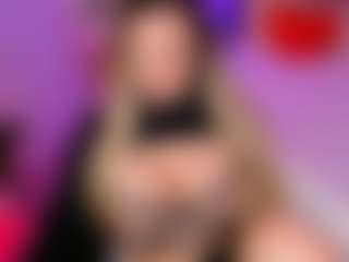 Live cam show with Miss Sasha - Spank Blonde Hair on Dare Cams