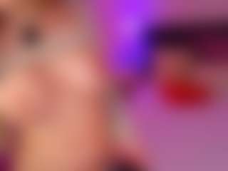 Live cam show with Miss Sasha - Blonde Hair on Hubzter Live