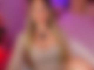 Live cam show with Miss Sasha - Blonde Hair Curvy on sexylive.show