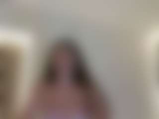 SweetReya's Live Sex Cam Show