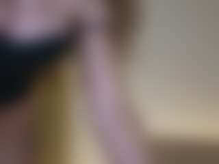 SweetReya's Live Sex Cam Show