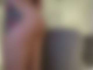 SweetReya's Live Sex Cam Show
