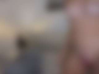 SweetReya's Live Sex Cam Show