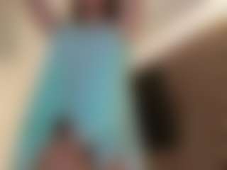 SweetReya's Live Sex Cam Show