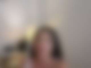 Live cam show with SweetReya - White on CamwithHer | united states