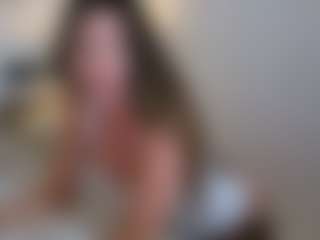 Live cam show with SweetReya - Brown Eyes on Latina Girls
