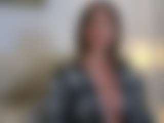 Live cam show with SweetReya - Erotic Dance on AdultVida.com