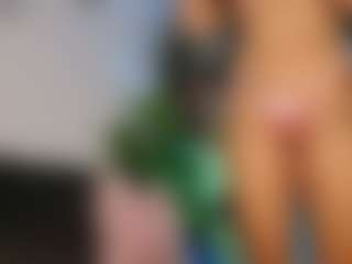 SweetReya's Live Sex Cam Show