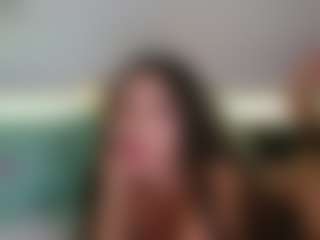Live cam show with SweetReya - Orgasm on Livezox