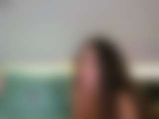 Live cam show with SweetReya - Blowjob on LiveSexCams6