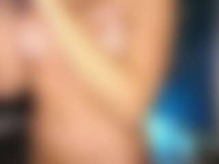SweetReya's Live Sex Cam Show