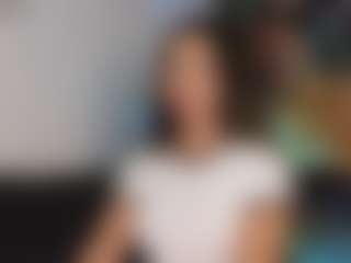 Live cam show with SweetReya - Fucking on livesuperchat.net