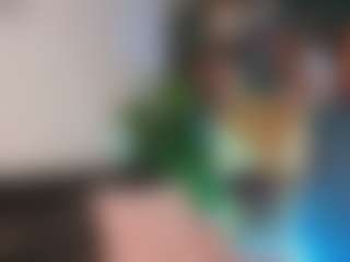 Live cam show with SweetReya - Striptease on milfzrlive.com
