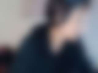 CamPrincess MILF webcam performer live streaming