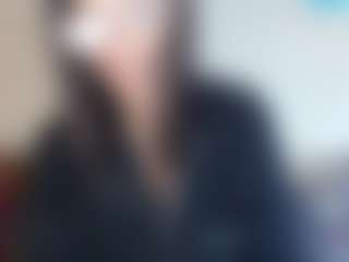 CamPrincess MILF webcam performer live streaming