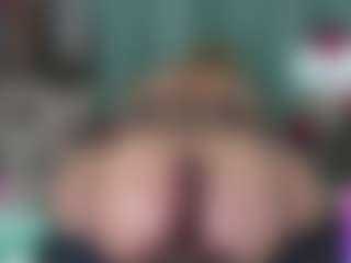 -R-A-R-E-'s Live Sex Cam Show