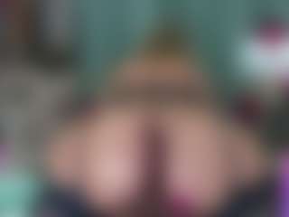 -R-A-R-E-'s Live Sex Cam Show