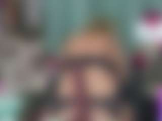 -R-A-R-E-'s Live Sex Cam Show