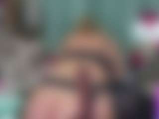 -R-A-R-E-'s Live Sex Cam Show