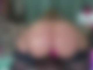 Live cam show with -R-A-R-E- - Dildo on galaxygirlnitro.com