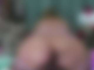 Live cam show with -R-A-R-E- - Thong on crypto-cams
