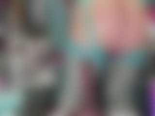 -R-A-R-E-'s Live Sex Cam Show