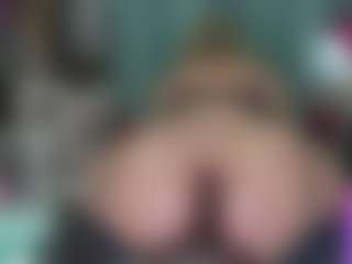 -R-A-R-E-'s Live Sex Cam Show