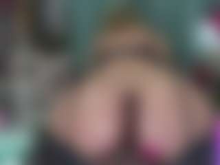 Live cam show with -R-A-R-E- - Fatpussy on Fit Hotties