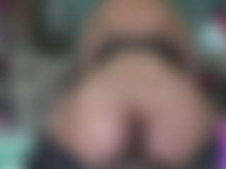 Live cam show with -R-A-R-E- - Middle Aged on Camsoda